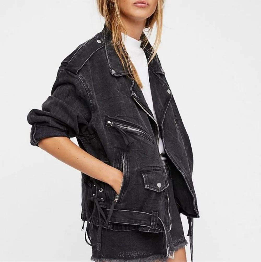 Free People Oversized Denim Belted Moto Jacket In Washed Black Size Small - Picture 2 of 8